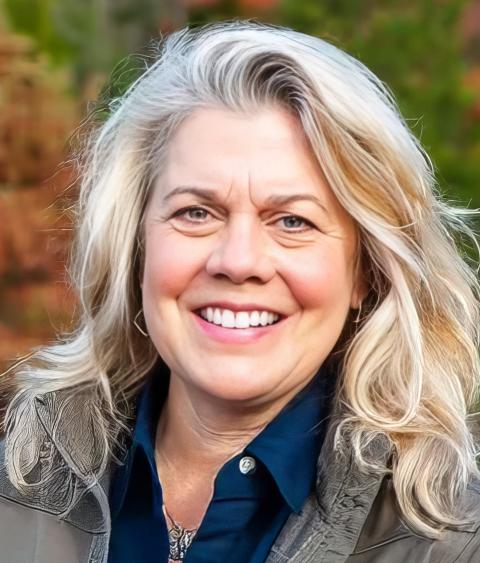 Sara Parker Pauley portrait